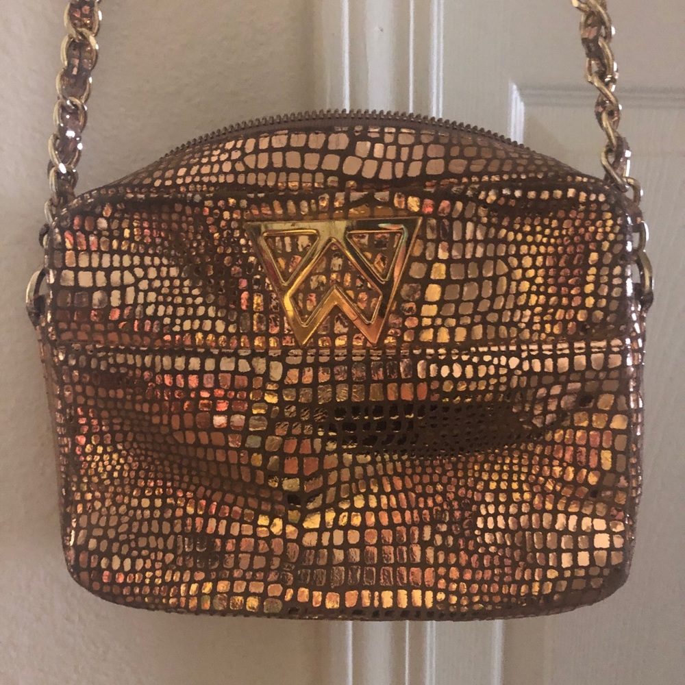 Kelly Wynne mingle mingle bag